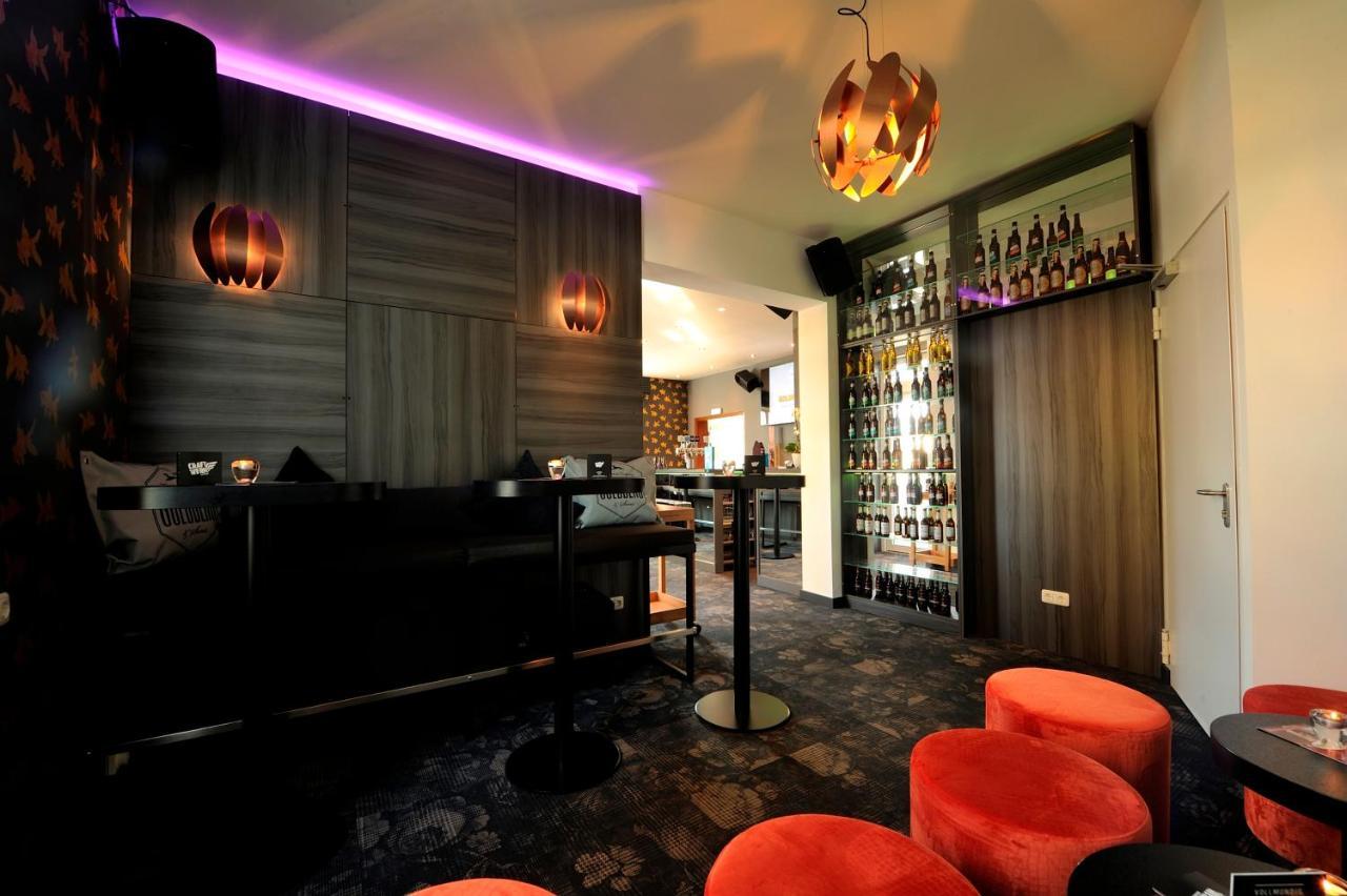 Hotel Zur Heidebluete Hambühren エクステリア 写真